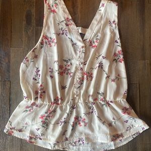Floral Top, size Large